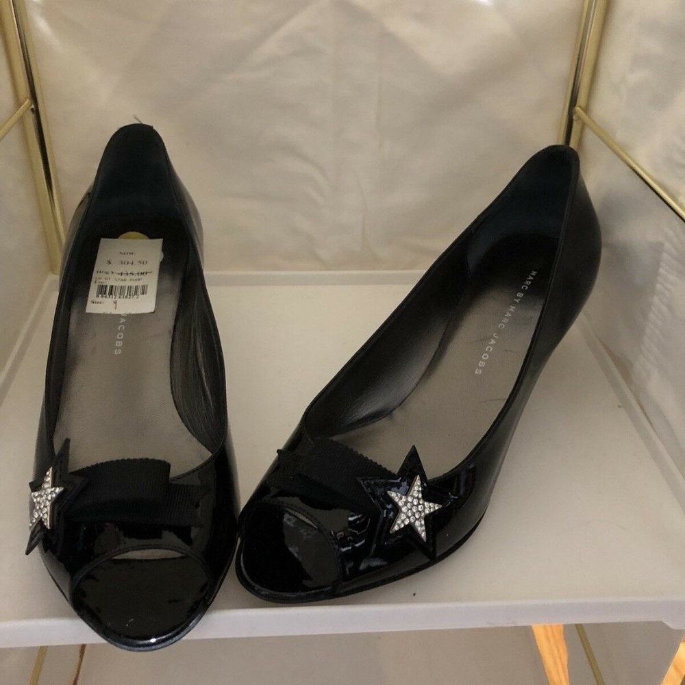 Mark Jacobs designer women shoes peep toe medium heels new